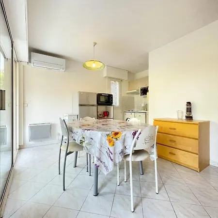Superb Apartment With Garden Near The Sea Fréjus Extérieur photo