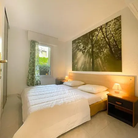 Superb Apartment With Garden Near The Sea Fréjus Extérieur photo